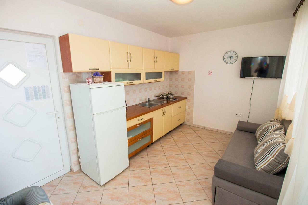 Apartments Pivac - ล็อควา โรโกซนิตซา ภายนอก รูปภาพ